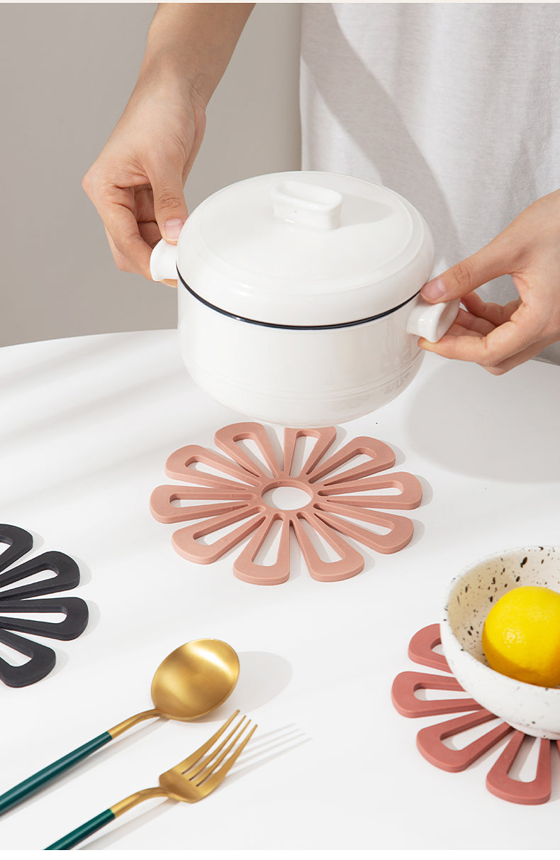 Coloured PVC Flowers Placemats With Wooden Storage Stand - Image 2