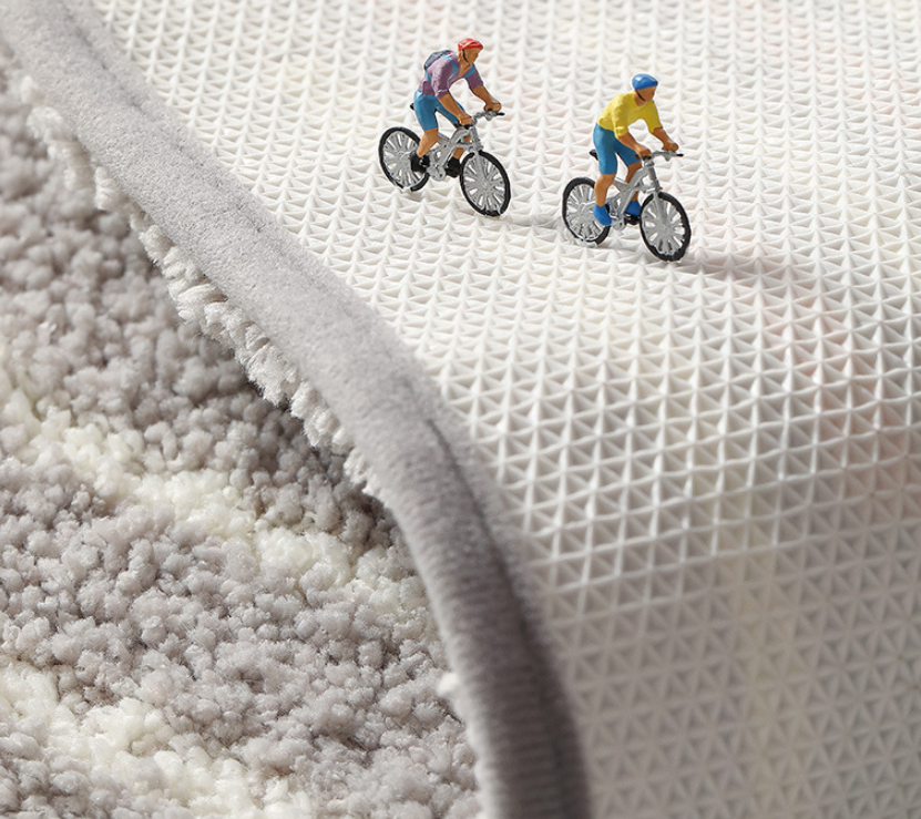 Abstract Graffiti Super Soft Flocking Bathroom Mat Absorbent Anti-slip Bathroom Carpet 01 - Image 2