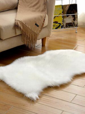Irregular Shaped Super Soft White Faux Sheepskin Fur Area Rugs Shaggy Plush Bedside Rugs For the Bedroom Living Room Hall