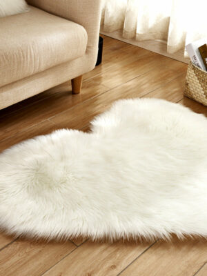 Heart Shaped White Plush Rugs Area Irregular Shaped Shaggy Faux Sheepskin Fur For Bedroom Bedside Hall Bedroom Living Room