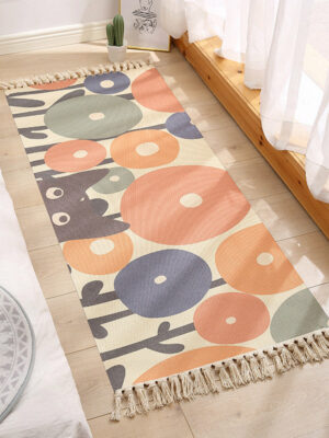 Decorative Cute Cartoon Cotton Area Rug Hand Woven Rug Entryway Bedside Runner Thin Floor Mat Carpet with Tassel