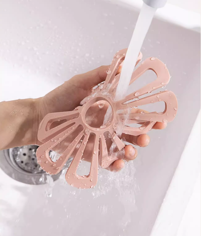 Coloured PVC Flowers Placemats With Wooden Storage Stand - Image 6